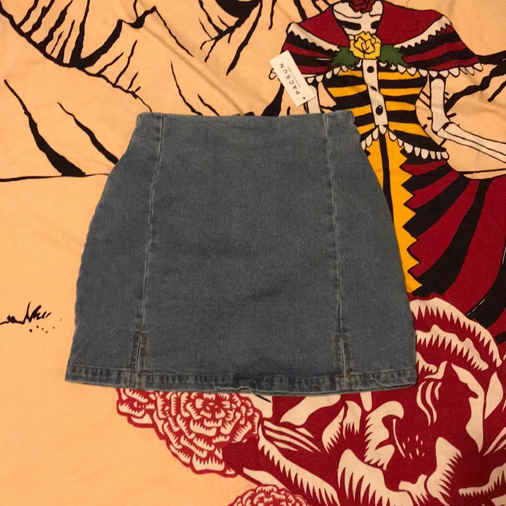 Brandy Melville skirt